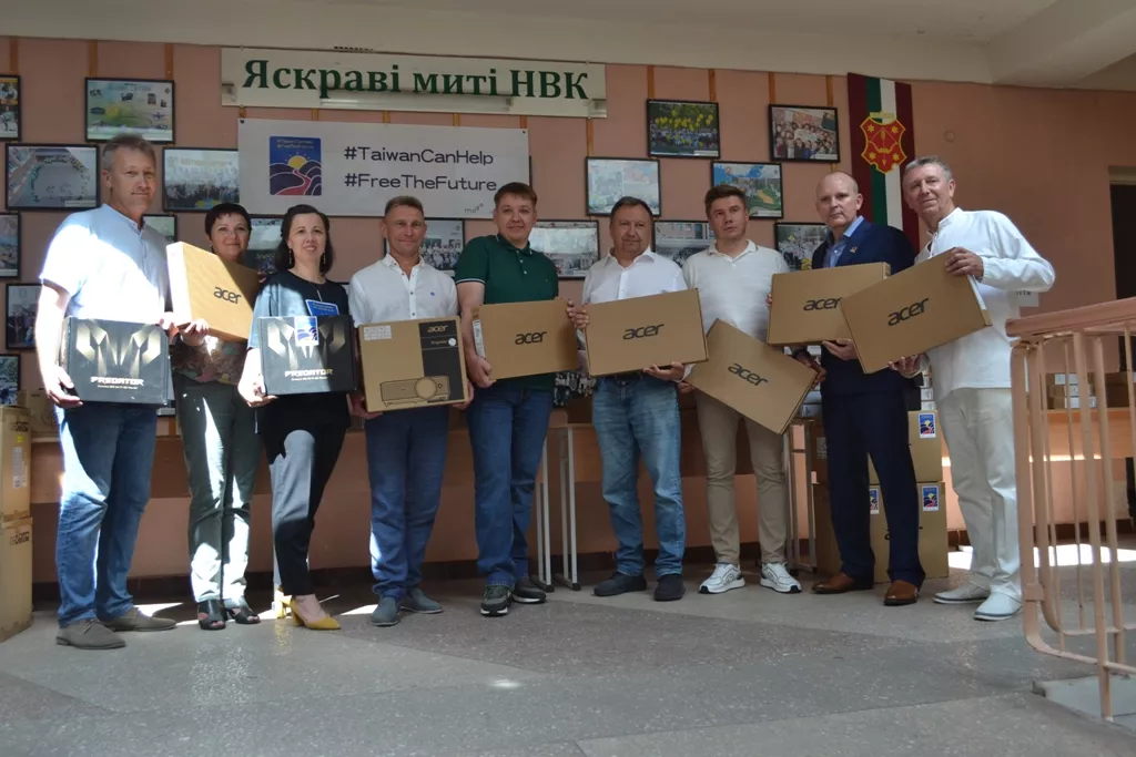 Three schools in Poltava region received equipment from Taiwan