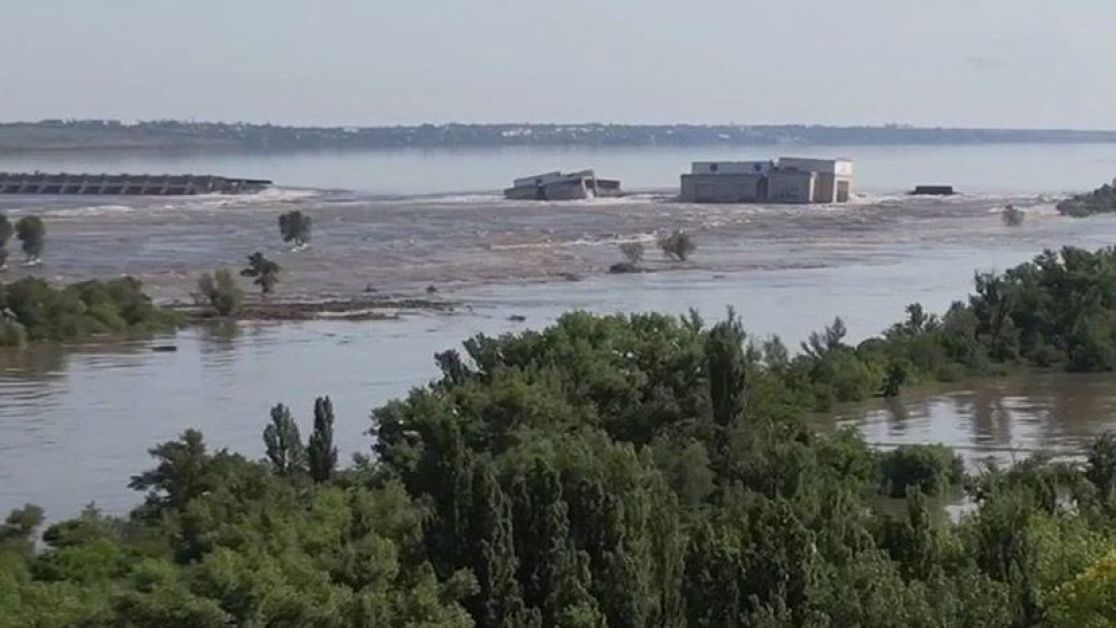 Екологічна катастрофа та тисячі людей на евакуацію: що відомо про підрив Каховської ГЕС росіянами