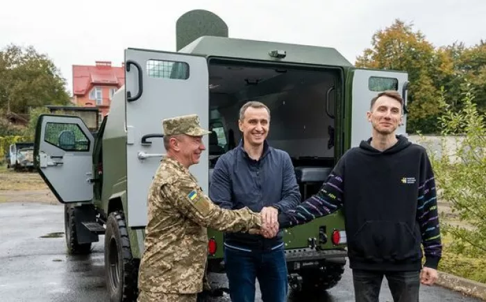 Перша броньована «швидка», придбана за кошти UNITED24, прибула в Україну